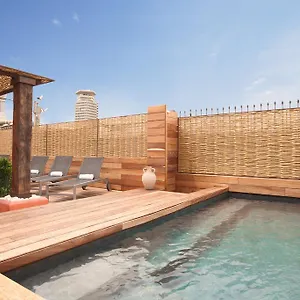 https://enjoybcn-colon-apartments.catalonia-hotels.com